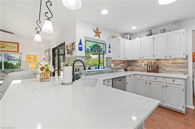 $455,000 | 9967 Country Oaks Drive, Fort Myers, FL 33967