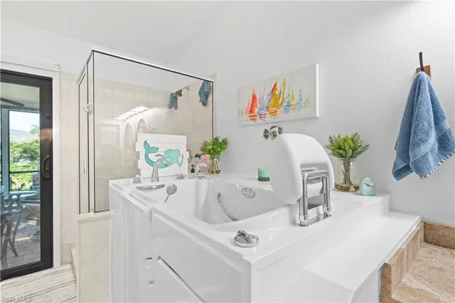 $455,000 | 9967 Country Oaks Drive, Fort Myers, FL 33967