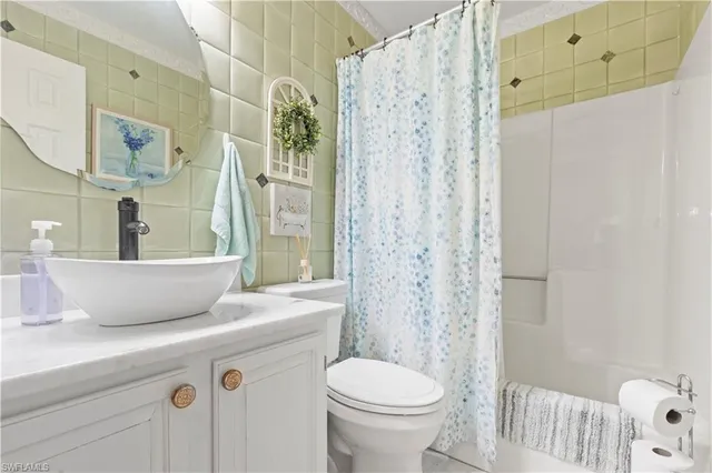 $455,000 | 9967 Country Oaks Drive, Fort Myers, FL 33967