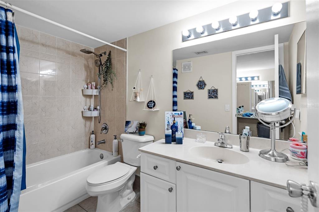 711 North Pine Island Road, Unit 406 Plantation, FL 33324 - Photo 25 of 42