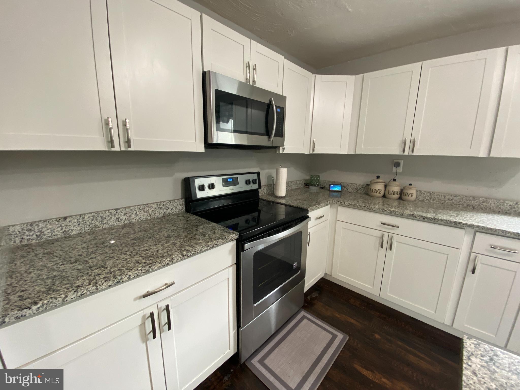 5585 Hanover Road Hanover, PA 17331 - Photo 3 of 18