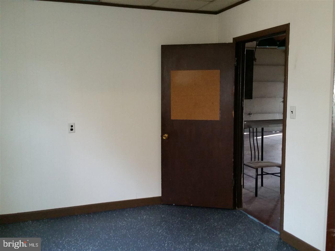 90 Pine Tree Road Manchester, PA 17345 - Photo 23 of 32