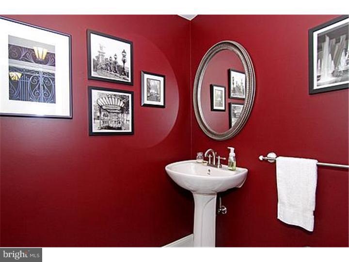 300 Danell Road Wayne, PA 19087 - Photo 17 of 23 Half Bath