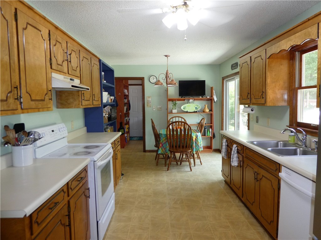 107 Magnolia Way Seneca, SC 29672 - Photo 16 of 47 Gallery Image 16