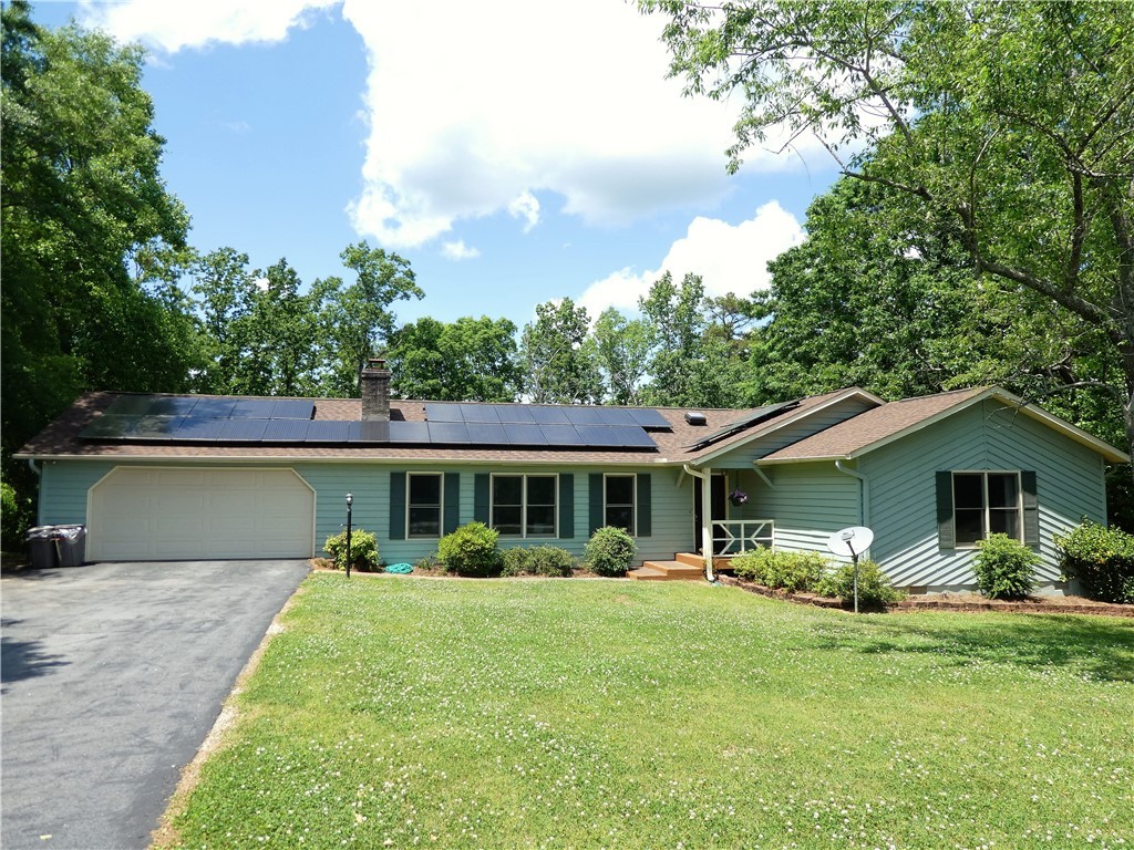 107 Magnolia Way Seneca, SC 29672 - Photo 2 of 47 Gallery Image 2