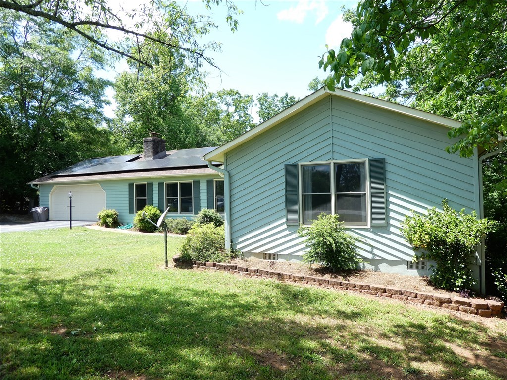 107 Magnolia Way Seneca, SC 29672 - Photo 3 of 47 Gallery Image 3