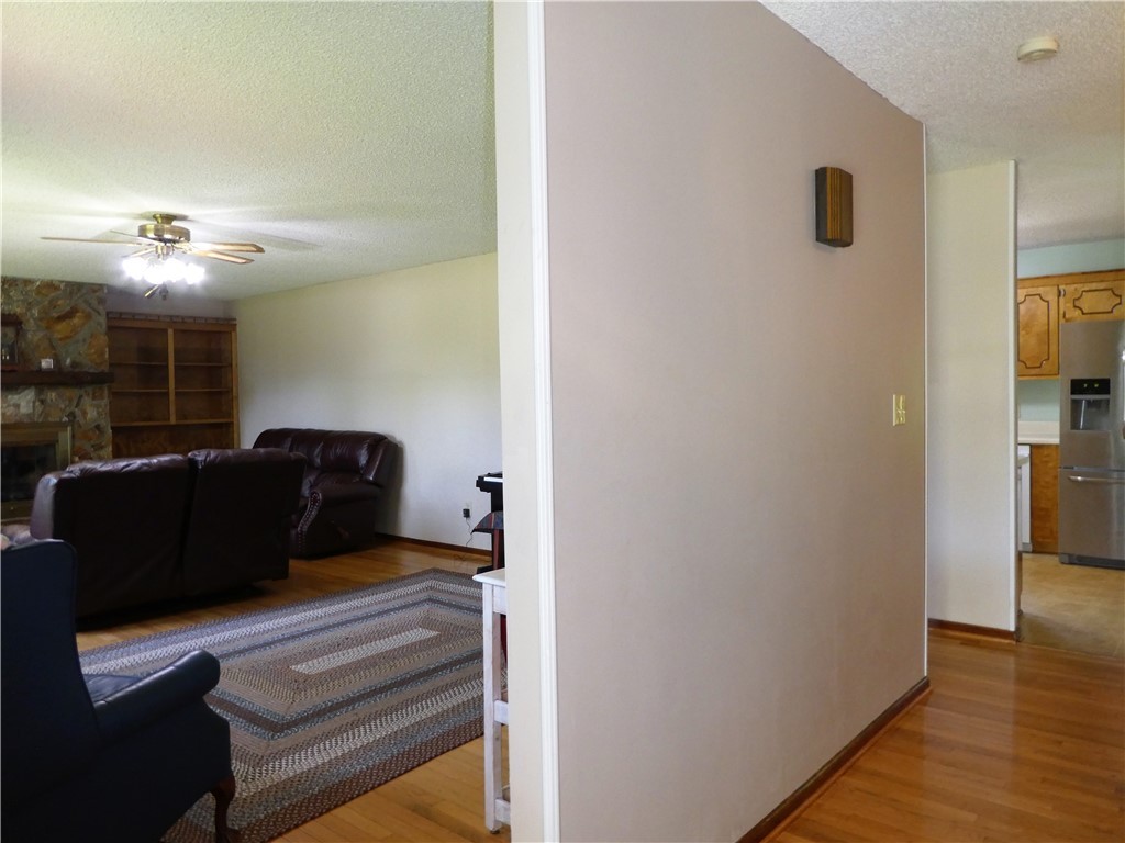 107 Magnolia Way Seneca, SC 29672 - Photo 6 of 47 Gallery Image 6