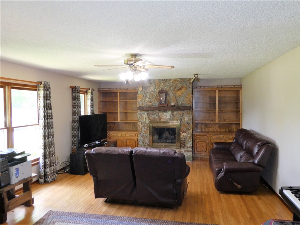 107 Magnolia Way Seneca, SC 29672 - Photo 8 of 47 Gallery Image 8
