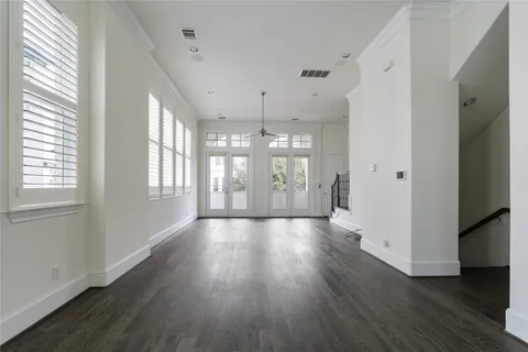$675,000 | 2613 Maxroy Street, Houston, TX 77007