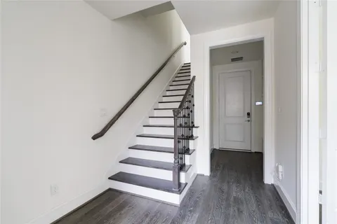 $675,000 | 2613 Maxroy Street, Houston, TX 77007