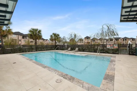 $675,000 | 2613 Maxroy Street, Houston, TX 77007