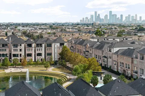 $675,000 | 2613 Maxroy Street, Houston, TX 77007