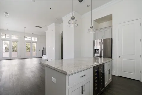 $675,000 | 2613 Maxroy Street, Houston, TX 77007