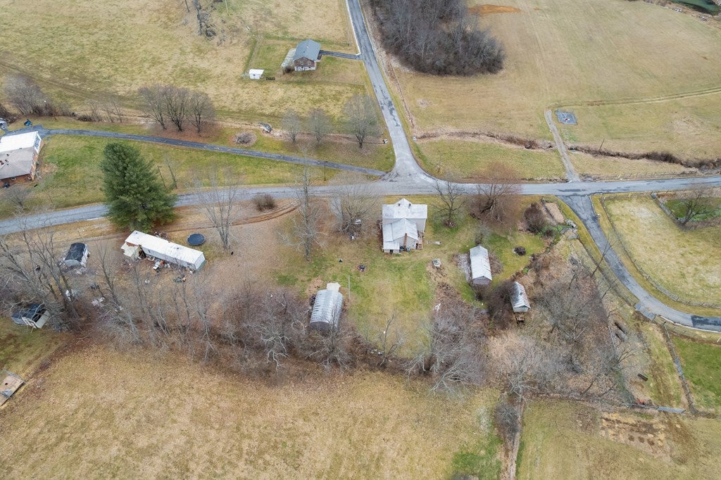 600 Crowe Hollow Road Atkins, VA 24311 - Photo 30 of 36 Gallery Image 30