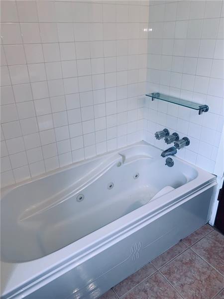 139 Universal Road Pittsburgh, PA 15235 - Photo 11 of 21 Gallery Image 11
