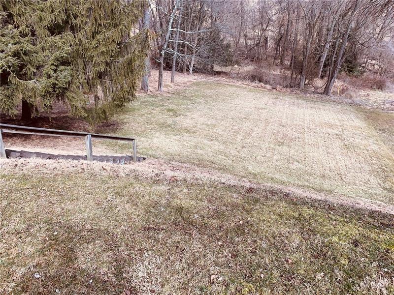 139 Universal Road Pittsburgh, PA 15235 - Photo 21 of 21 Gallery Image 21