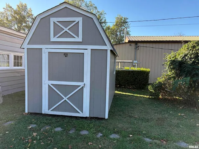 $149,900 | 831 East 5th Street, Centralia, IL 62801