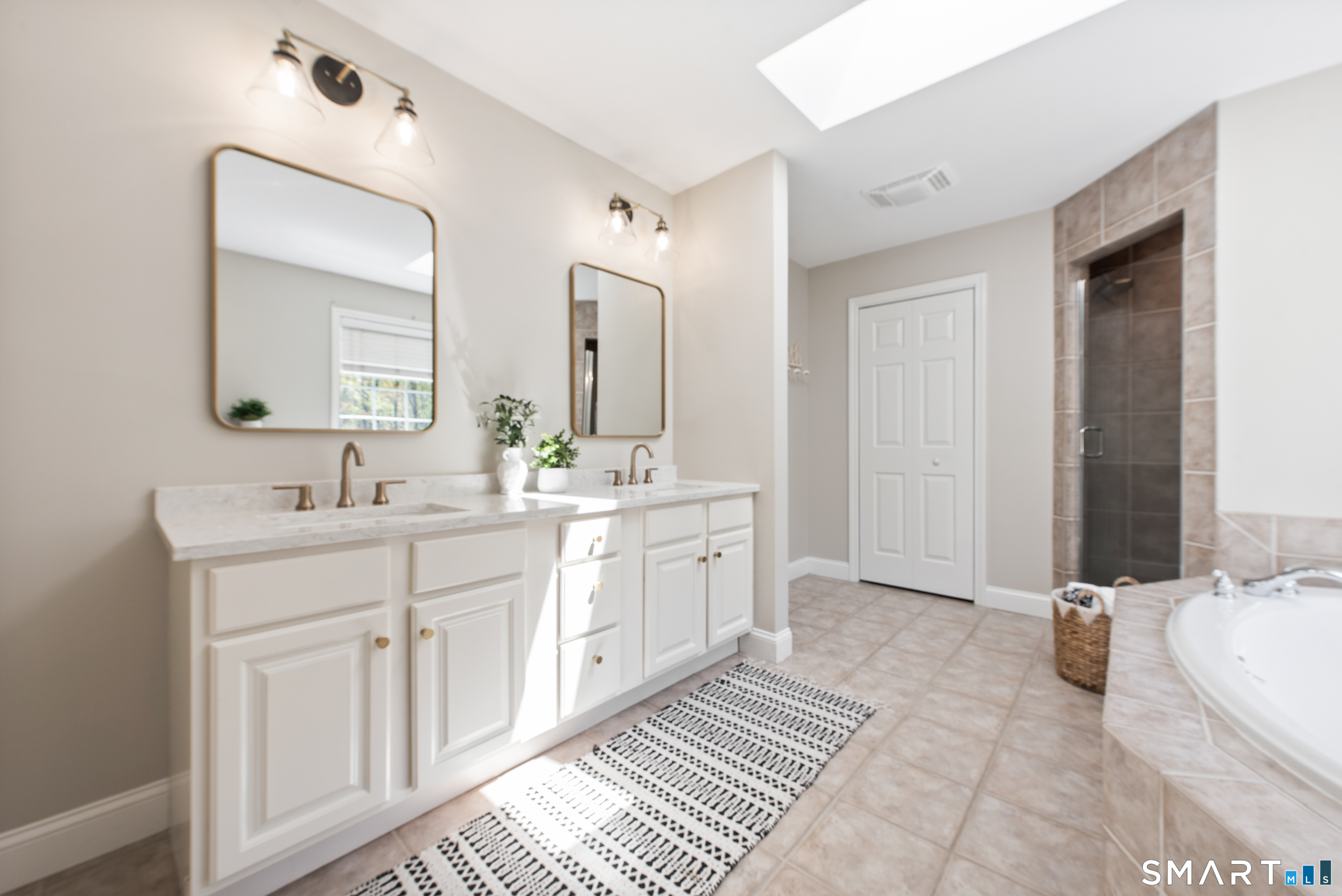 8 Windy Hill Road Redding, CT 06896 - Photo 19 of 36