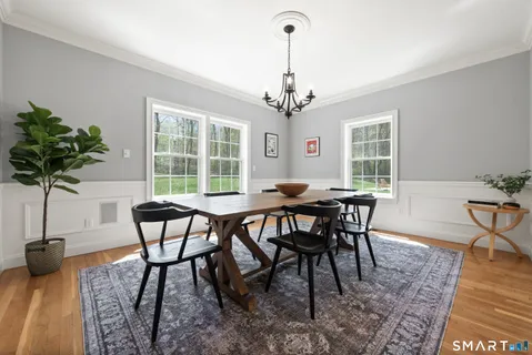 $1,195,000 | 8 Windy Hill Road, Redding, CT 06896