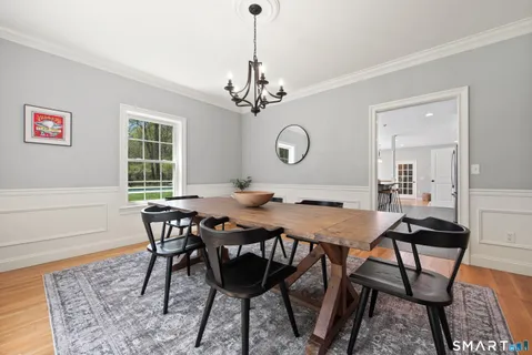 $1,195,000 | 8 Windy Hill Road, Redding, CT 06896