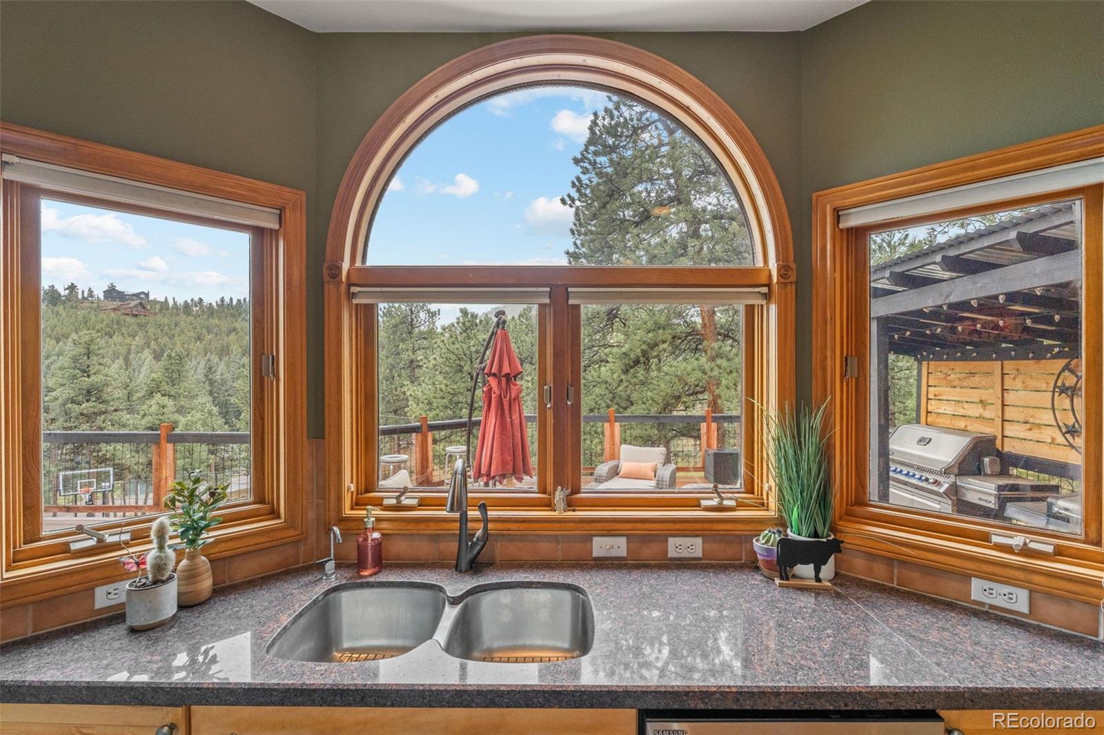 6327 South King Road Evergreen, CO 80439 - Photo 15 of 41