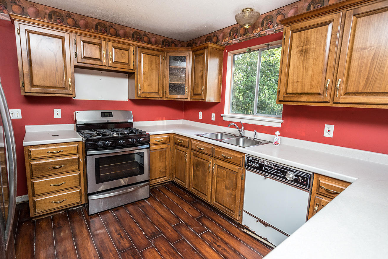 5846 Ragnar Drive Hixson, TN 37343 - Photo 3 of 13 IMG_1560