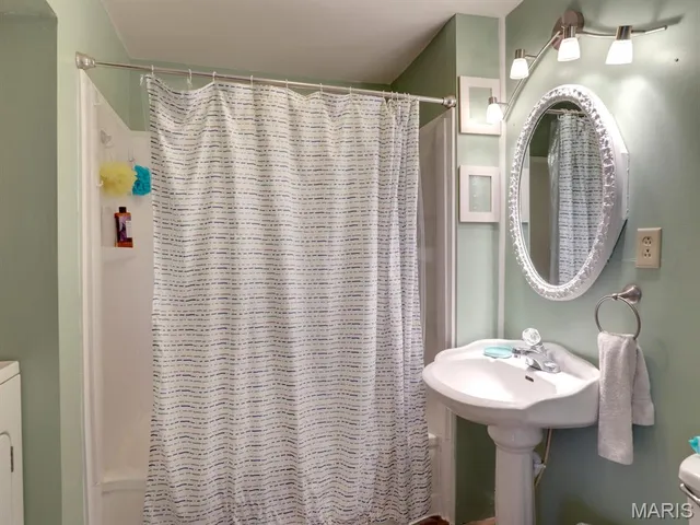 $110,000 | 287 East Exchange Street, Kahoka, MO 63445