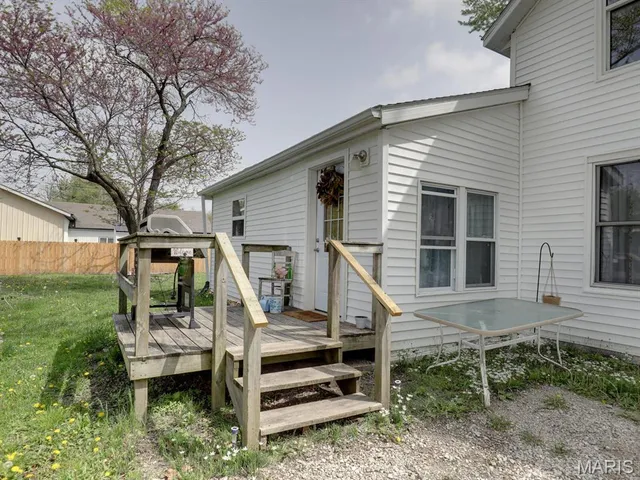 $110,000 | 287 East Exchange Street, Kahoka, MO 63445