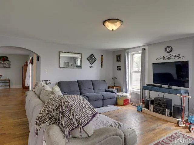 $110,000 | 287 East Exchange Street, Kahoka, MO 63445