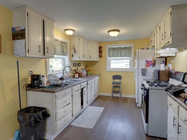 $110,000 | 287 East Exchange Street, Kahoka, MO 63445