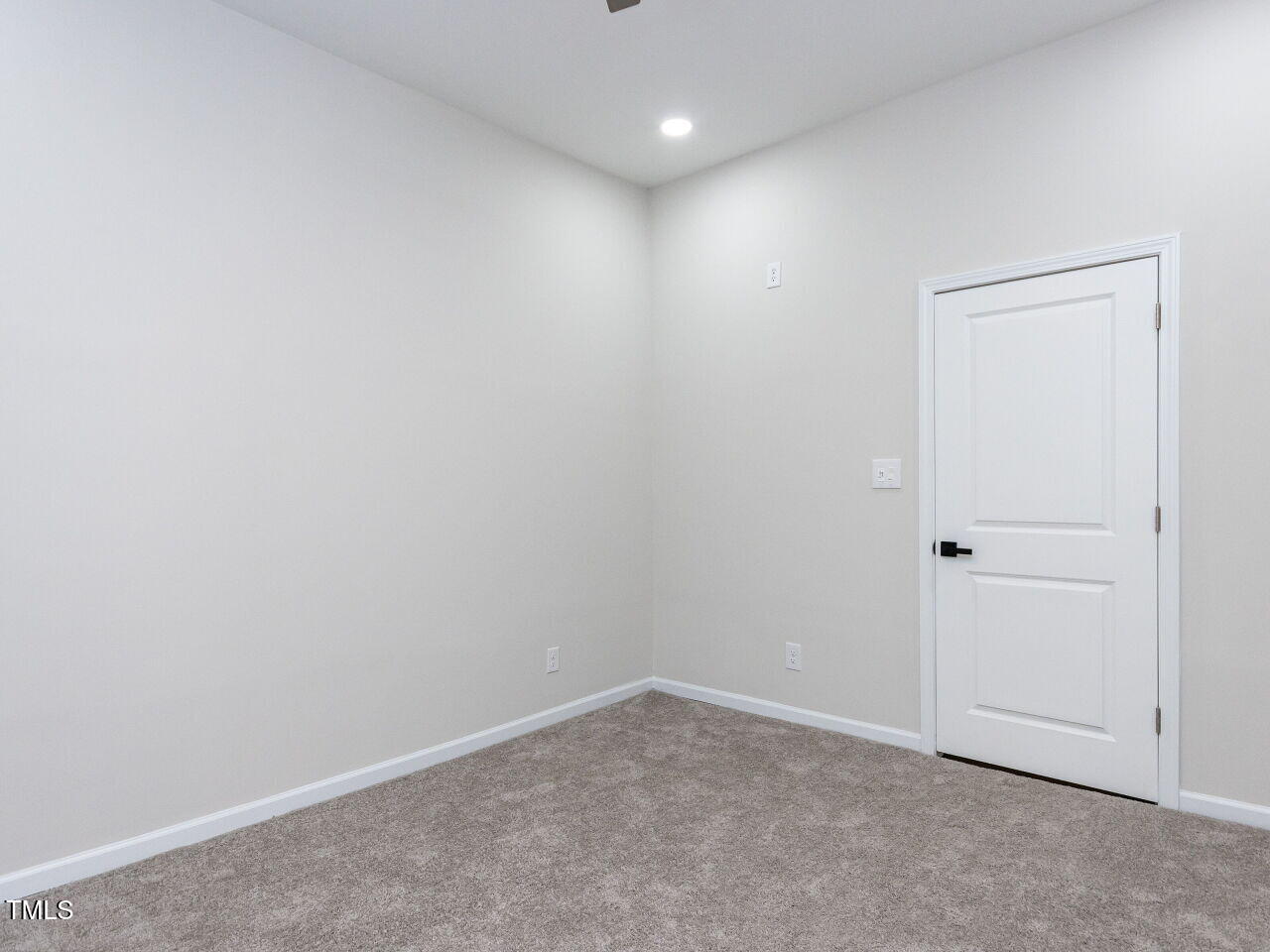 219 North Morgan Street Roxboro, NC 27573 - Photo 21 of 28 024-1280x960-bedroom