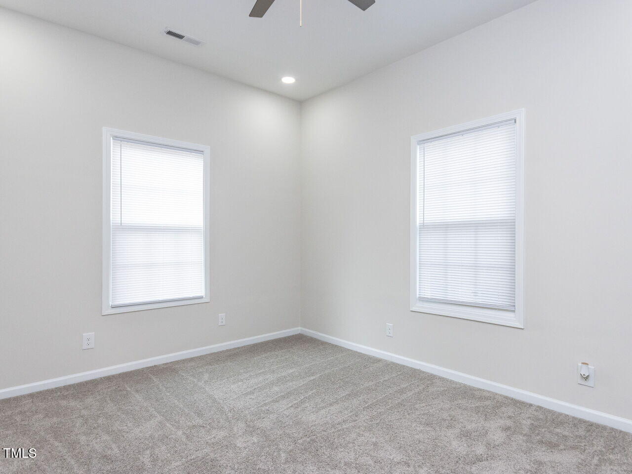 219 North Morgan Street Roxboro, NC 27573 - Photo 22 of 28 026-1280x960-bedroom