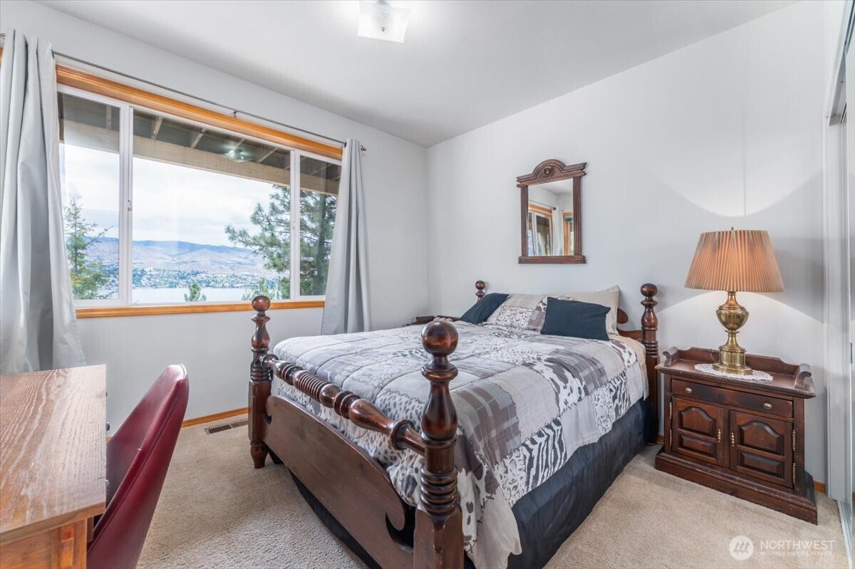 7371 Ridgeview Drive Chelan, WA 98816 - Photo 32 of 40