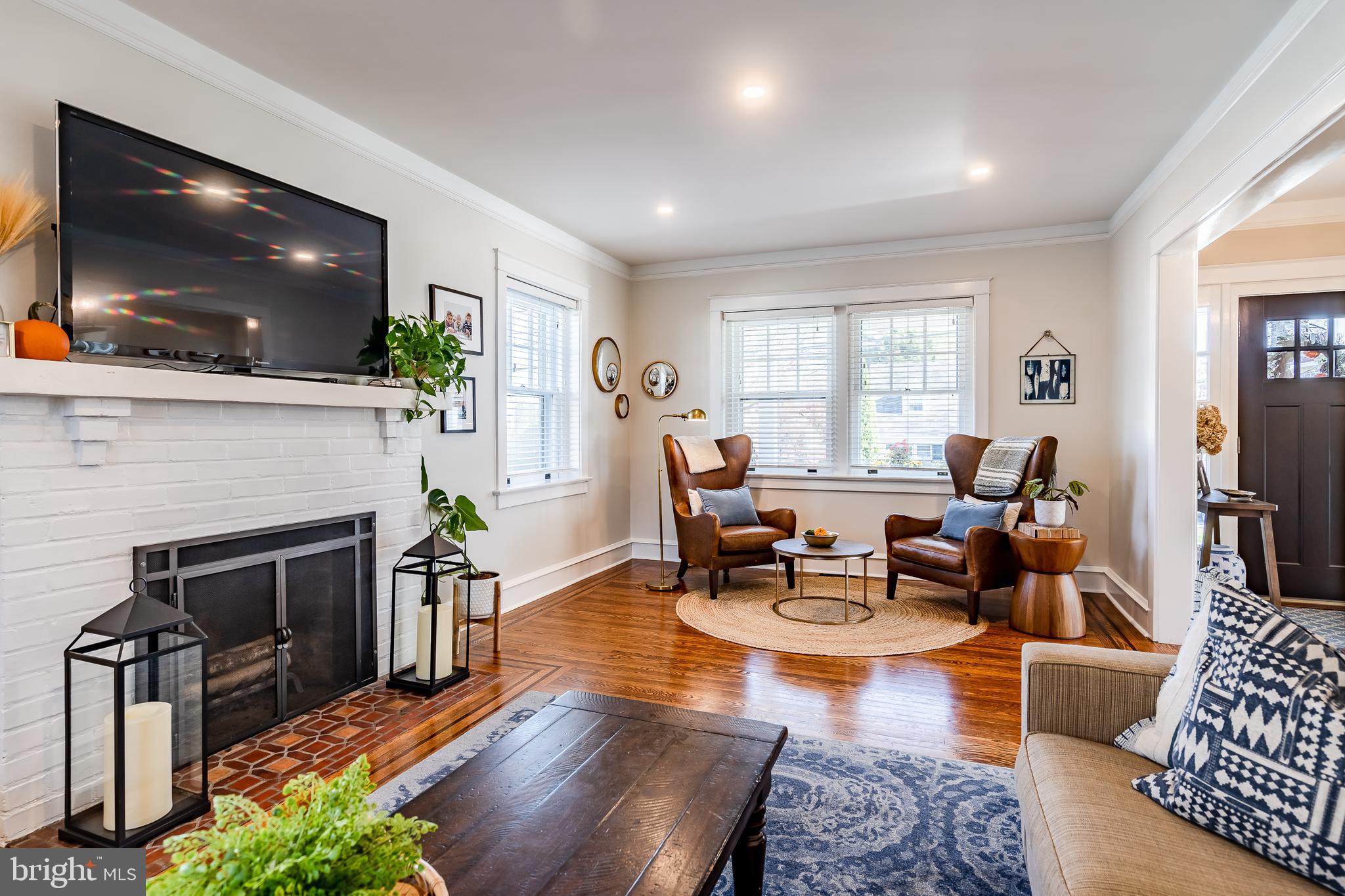 216 Bella Vista Road Devon, PA 19333 - Photo 11 of 54 Great Room