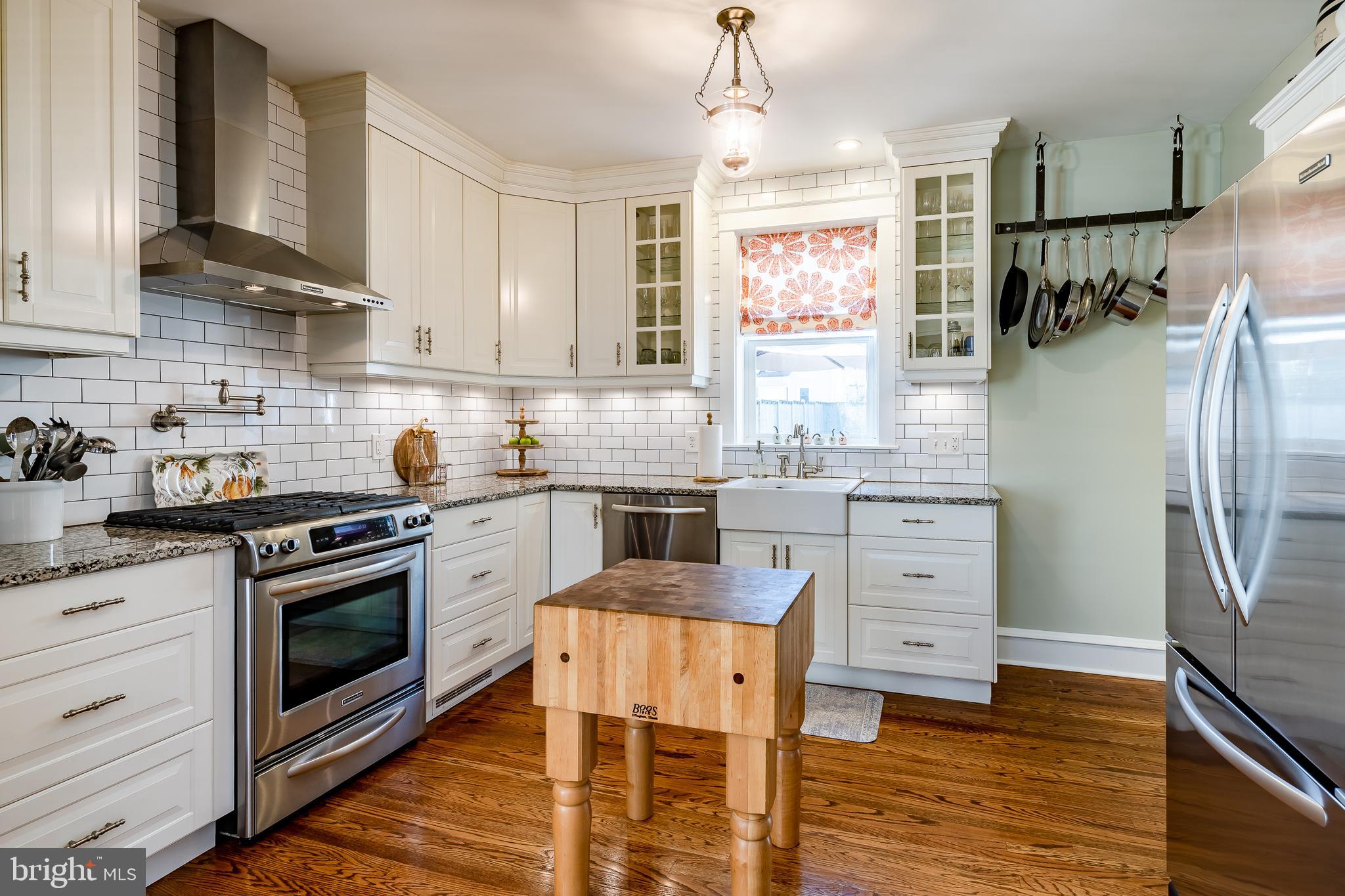 216 Bella Vista Road Devon, PA 19333 - Photo 17 of 54 Kitchen