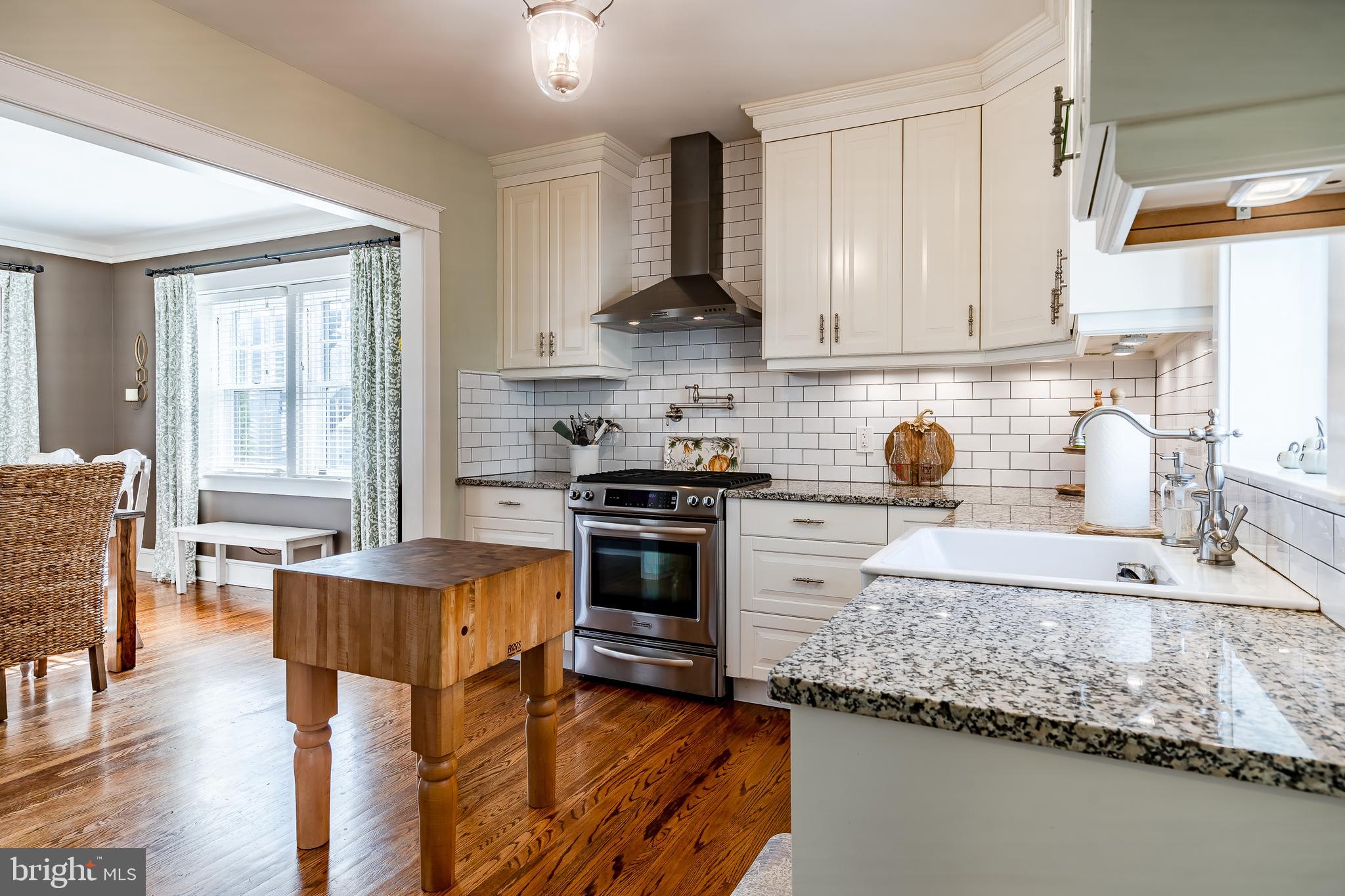 216 Bella Vista Road Devon, PA 19333 - Photo 21 of 54 Kitchen