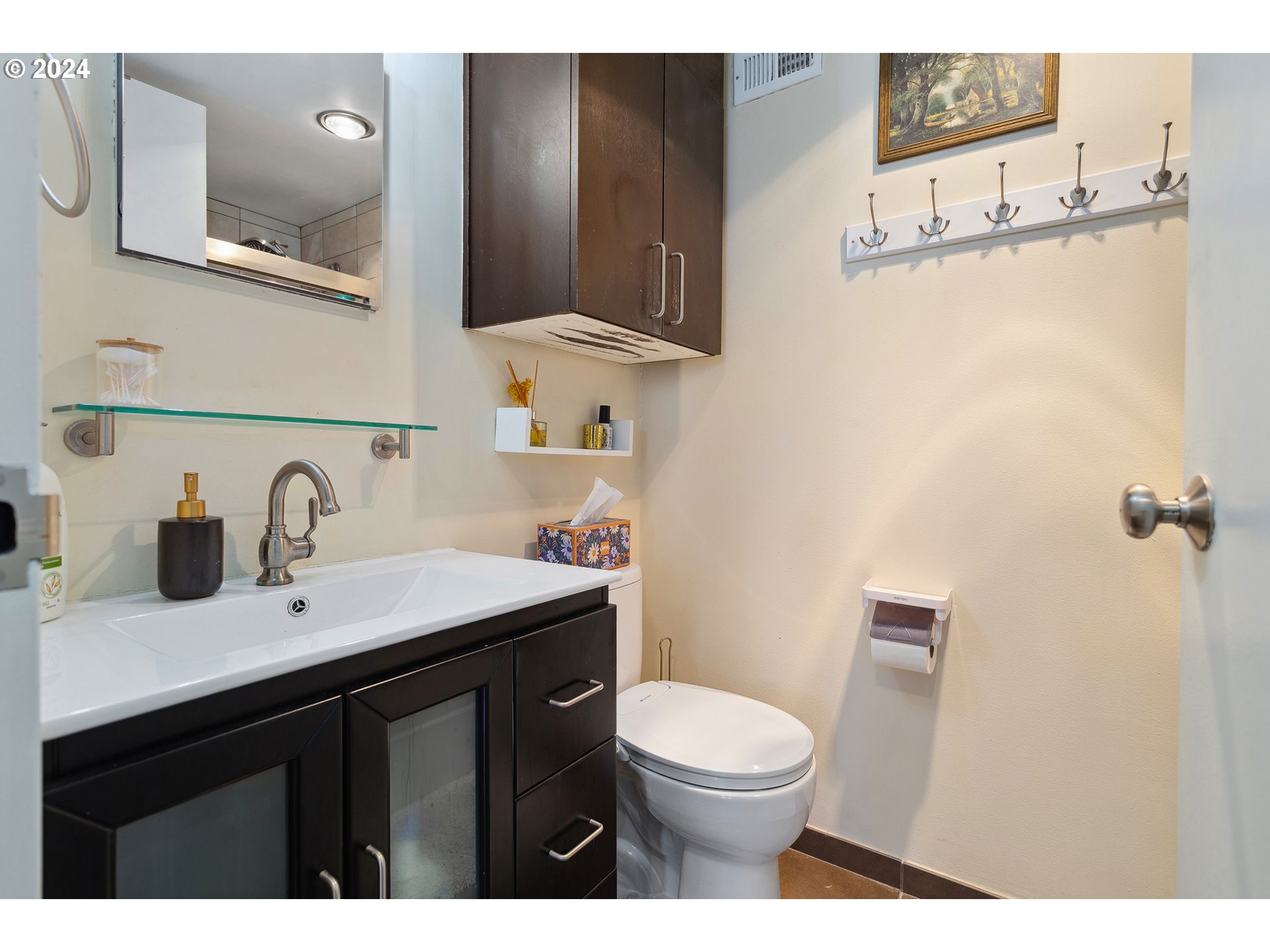 255 Southwest Harrison Street, Unit 16B Portland, OR 97201 - Photo 10 of 31 Gallery Image 10