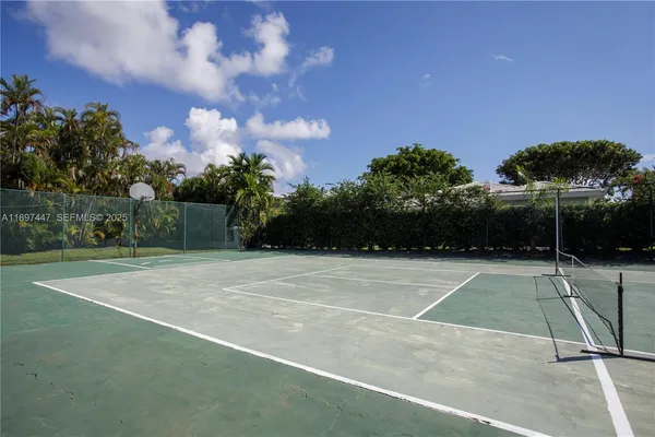 $3,980,000 | 13551 Southwest 62nd Avenue, Pinecrest, FL 33156