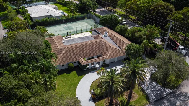 $3,980,000 | 13551 Southwest 62nd Avenue, Pinecrest, FL 33156