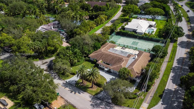 $3,980,000 | 13551 Southwest 62nd Avenue, Pinecrest, FL 33156