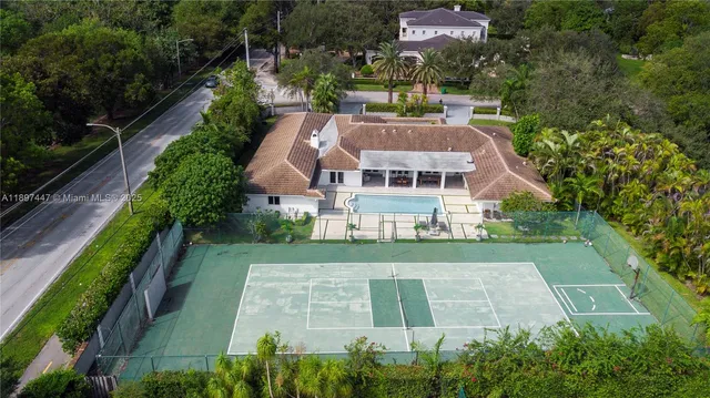 $3,980,000 | 13551 Southwest 62nd Avenue, Pinecrest, FL 33156