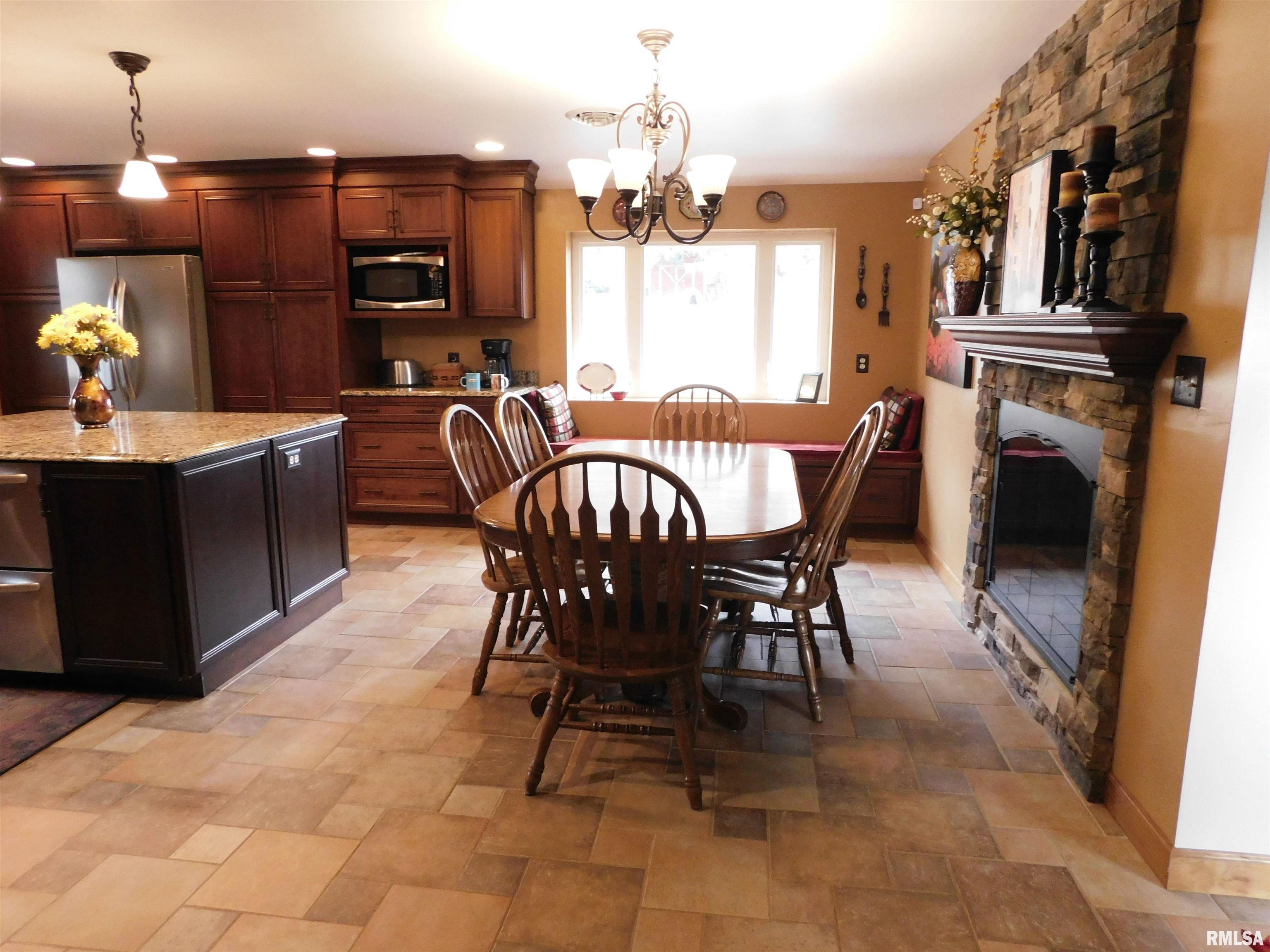 8309 North Switzer Road Brimfield, IL 61517 - Photo 12 of 64 Gallery Image 12