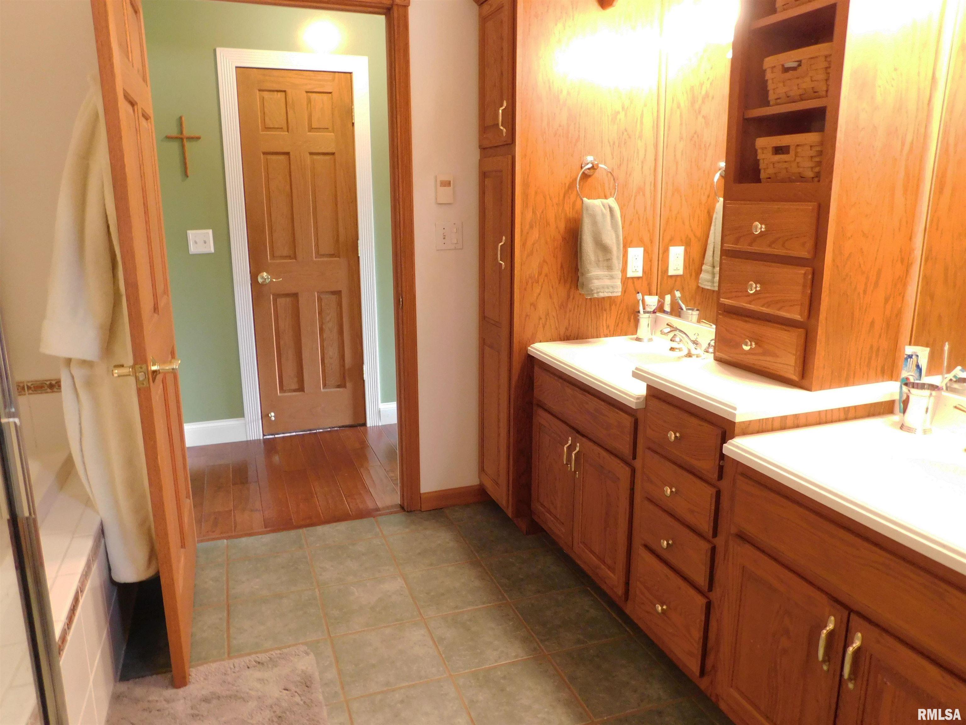 8309 North Switzer Road Brimfield, IL 61517 - Photo 34 of 64 Gallery Image 34