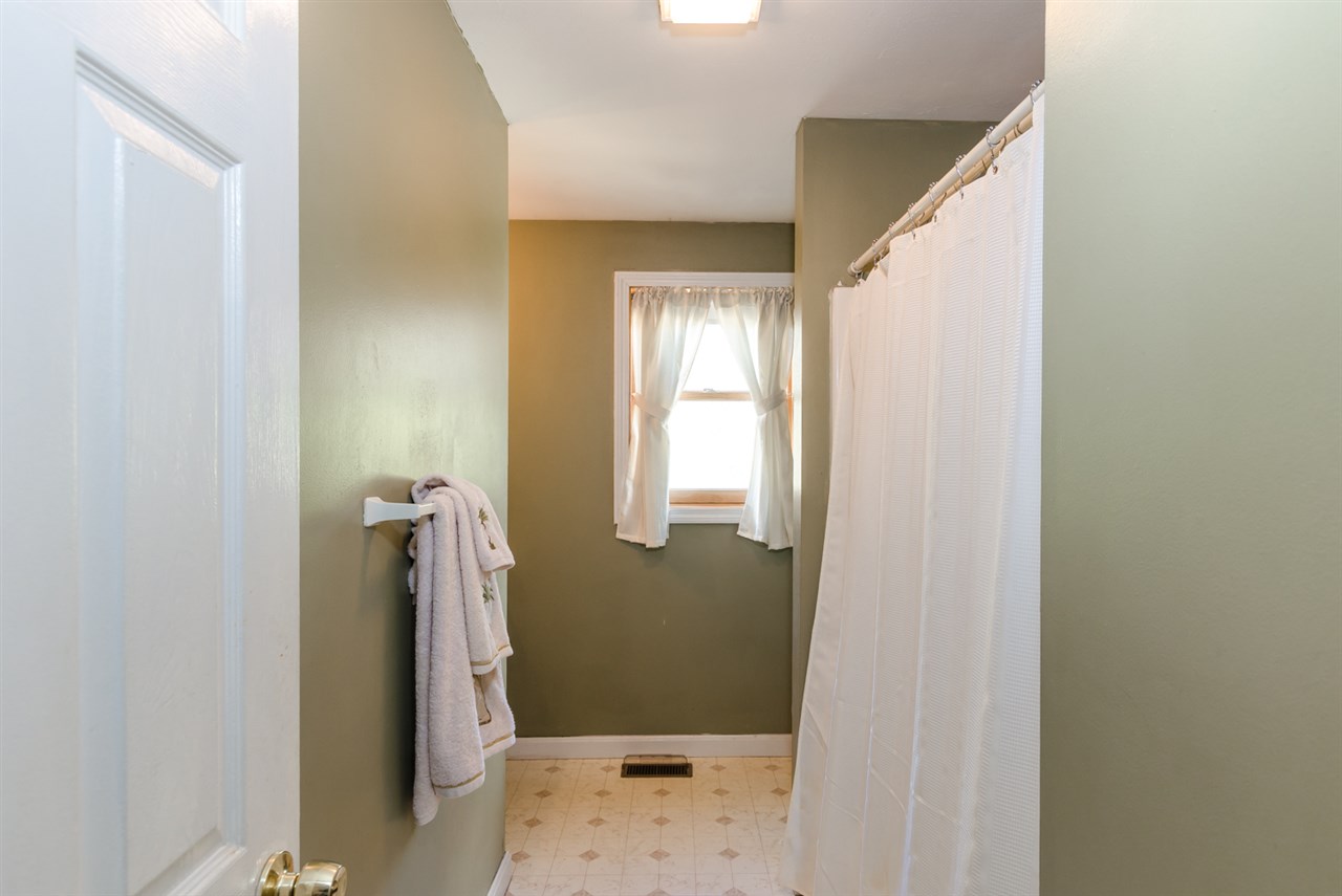 52 Talent Road Litchfield, NH 03052 - Photo 13 of 20