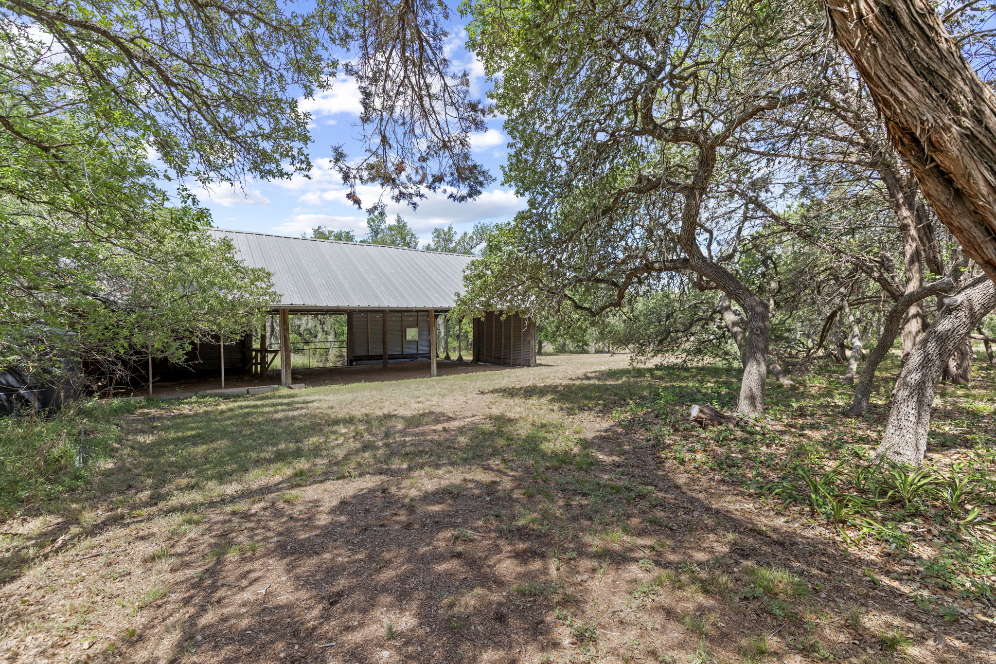 20001 Hamilton Pool Road Dripping Springs, TX 78620 - Photo 36 of 40
