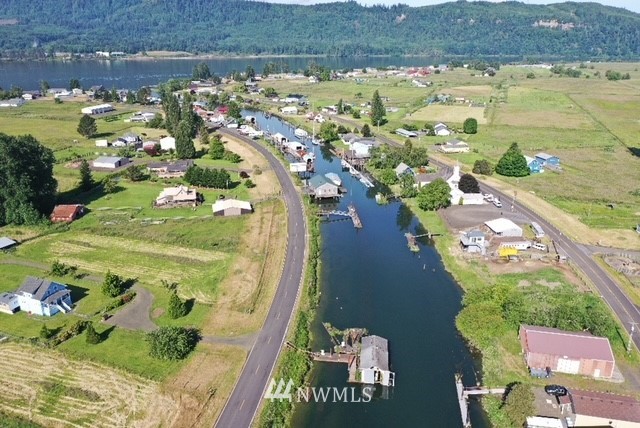 172 South Welcome Slough Road Cathlamet, WA 98612 - Photo 14 of 16 Gallery Image 14
