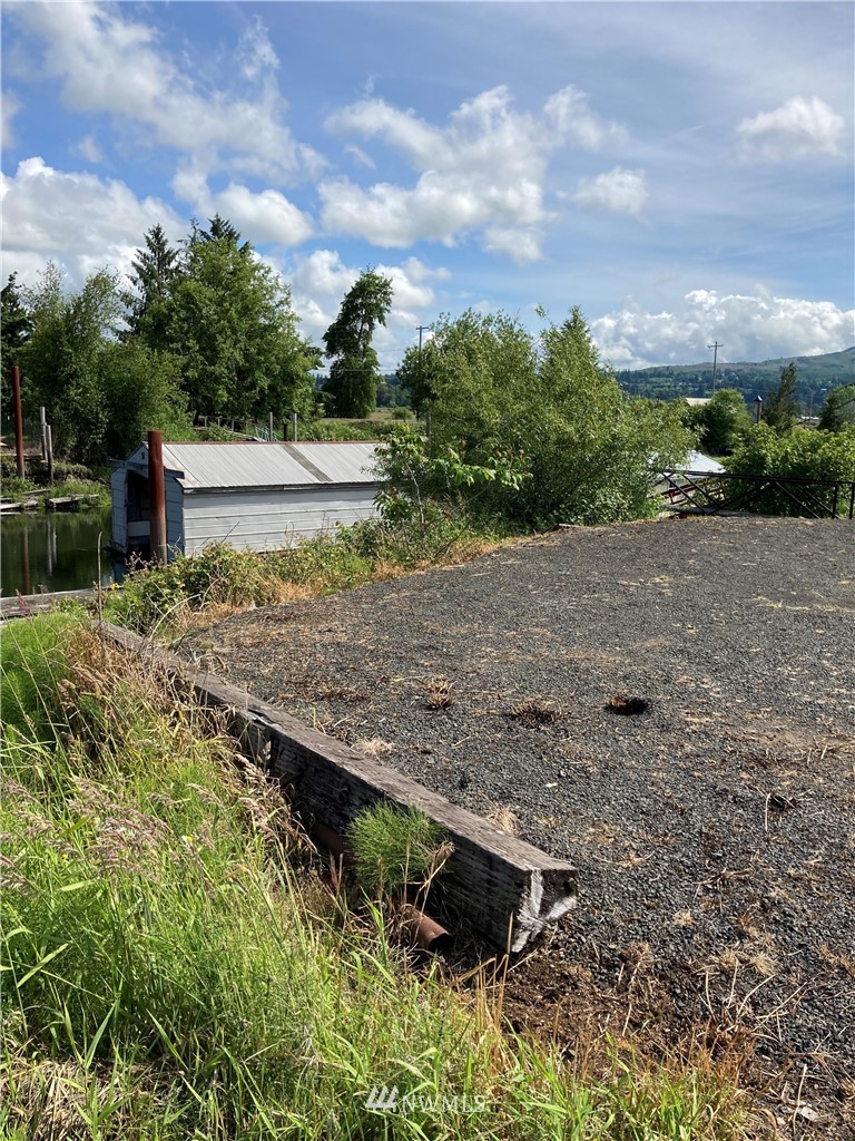 172 South Welcome Slough Road Cathlamet, WA 98612 - Photo 10 of 16 Gallery Image 10