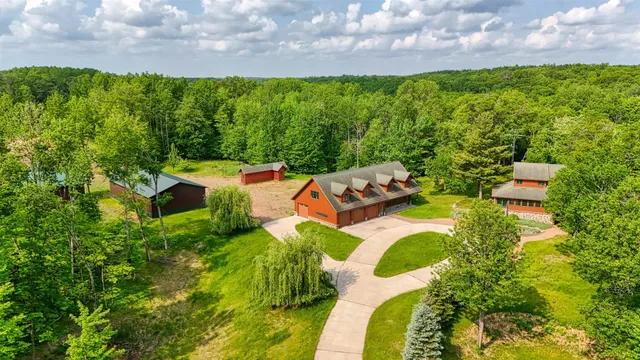 $949,000 | 1881 County Road A, Spooner, WI 54801