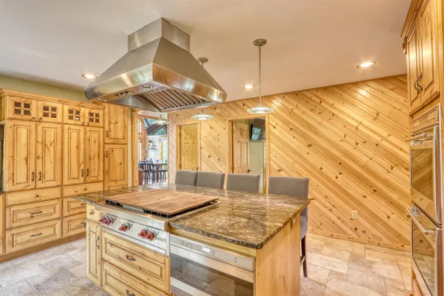 $949,000 | 1881 County Road A, Spooner, WI 54801