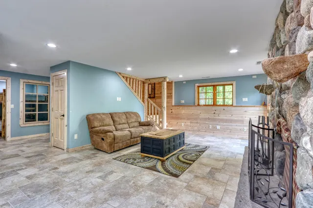 $949,000 | 1881 County Road A, Spooner, WI 54801